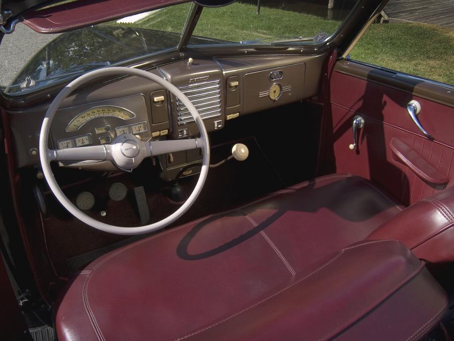  Mercury Eight Convertible 1939 года  (фото 13 из 31)